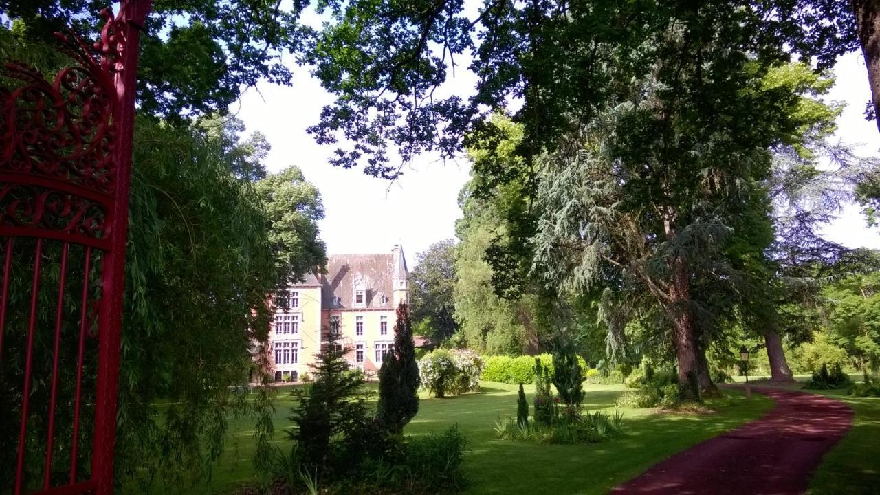 Chateau De La Vernede, La Grande Vernede Saint-Remy-de-Chargnat Exterior photo